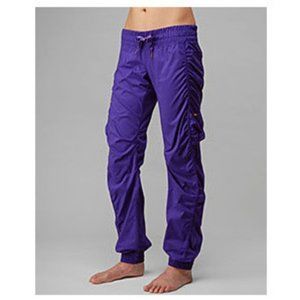 Lululemon "Leader of the Track' Pants - Size 12
